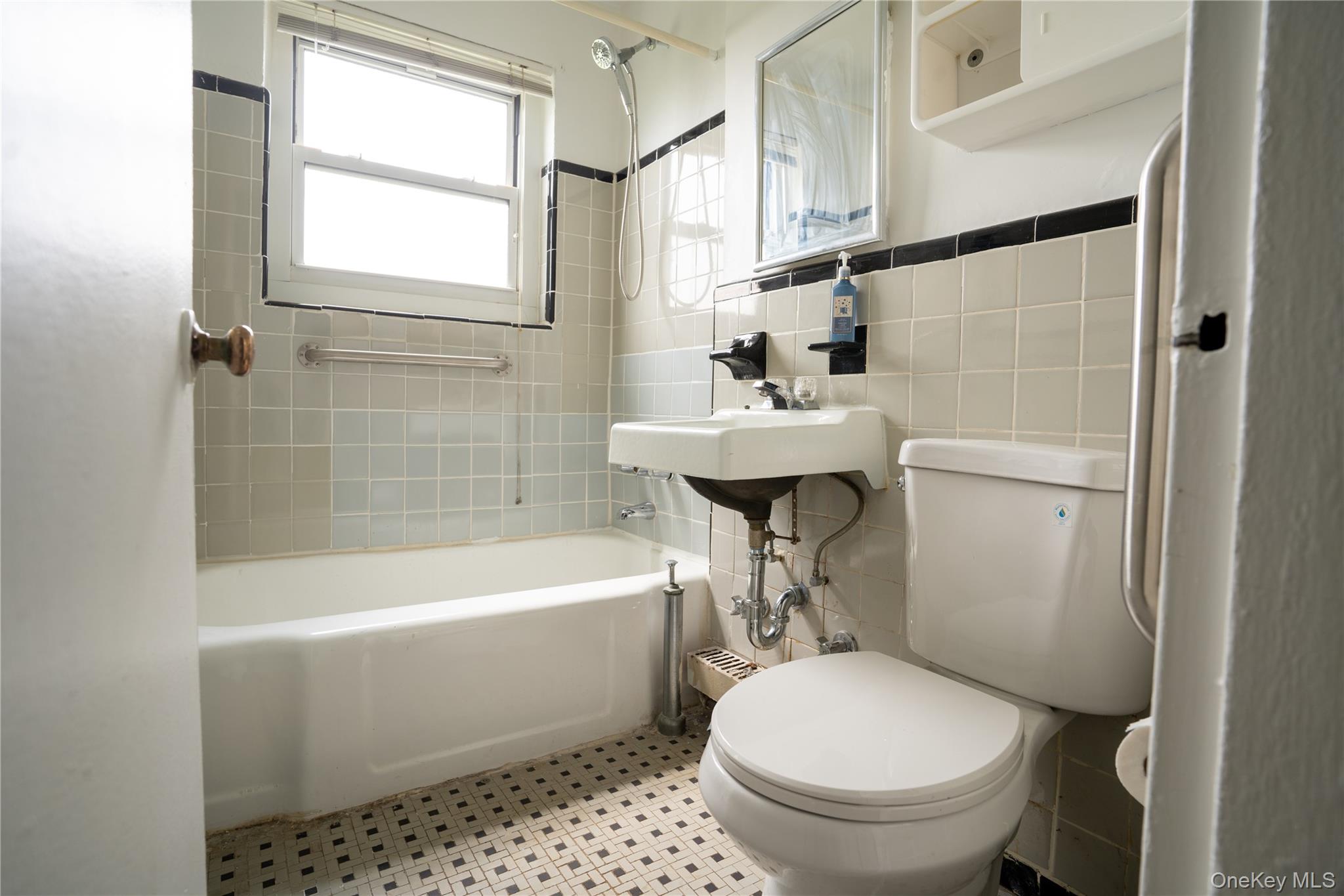 #17 photo, 152-06 Jewel Avenue, クイーンズ区 Flushing , NY 11367