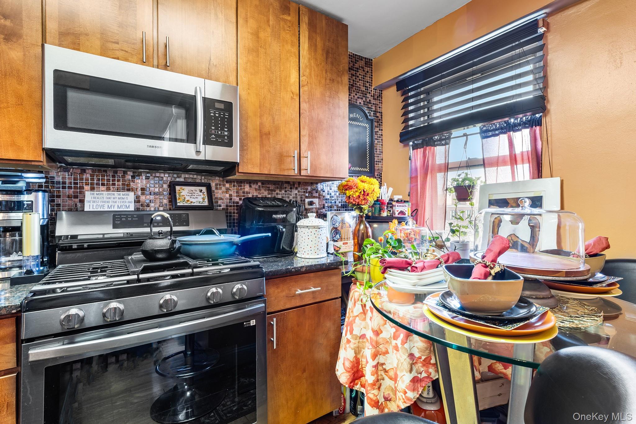 #4 photo, 380 Cozine Avenue, ブルックリン区 Brooklyn , NY 11207