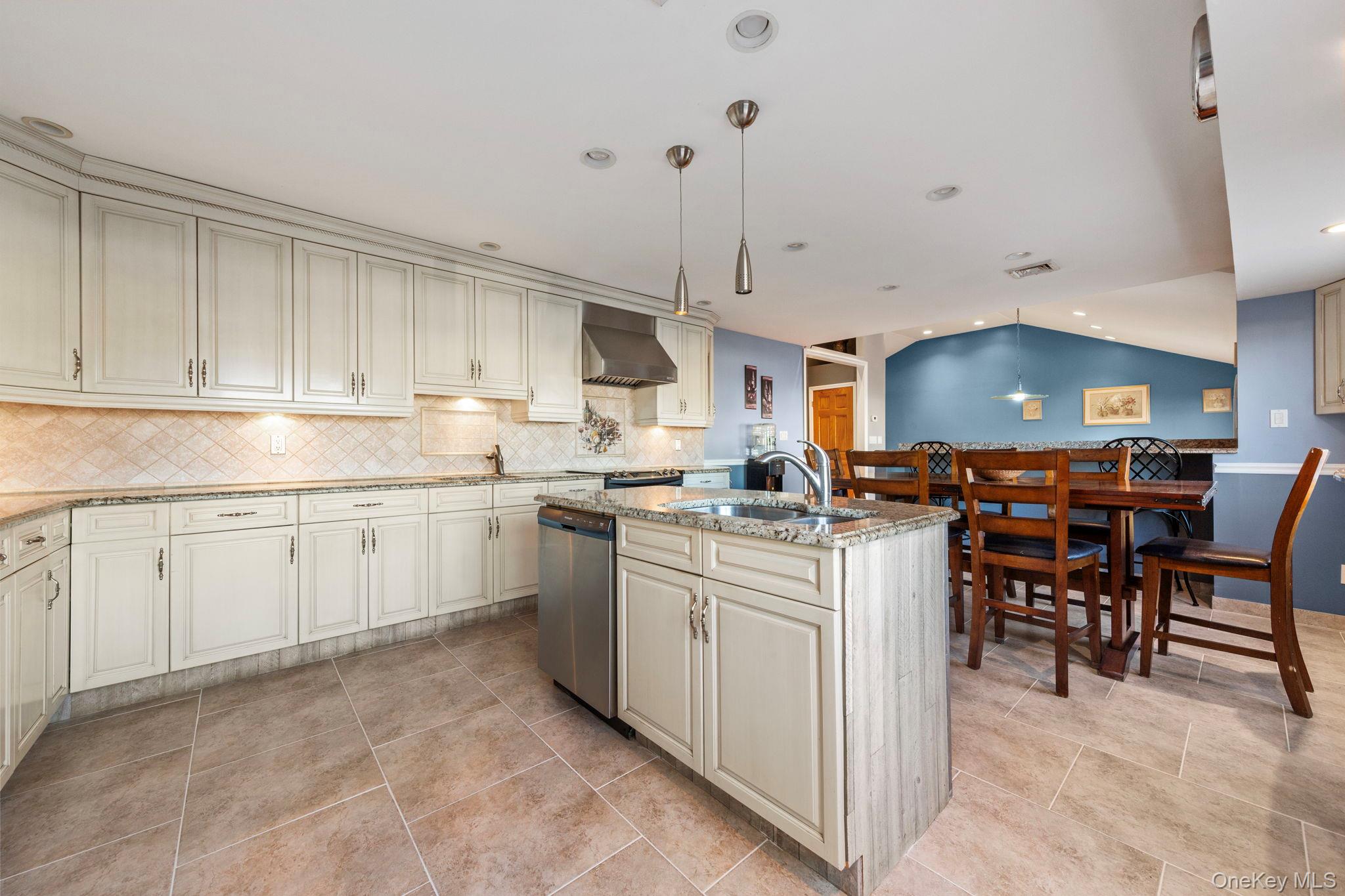 #6 photo, 2770 Mandalay Beach Road, ナッソー郡 Wantagh , NY 11793