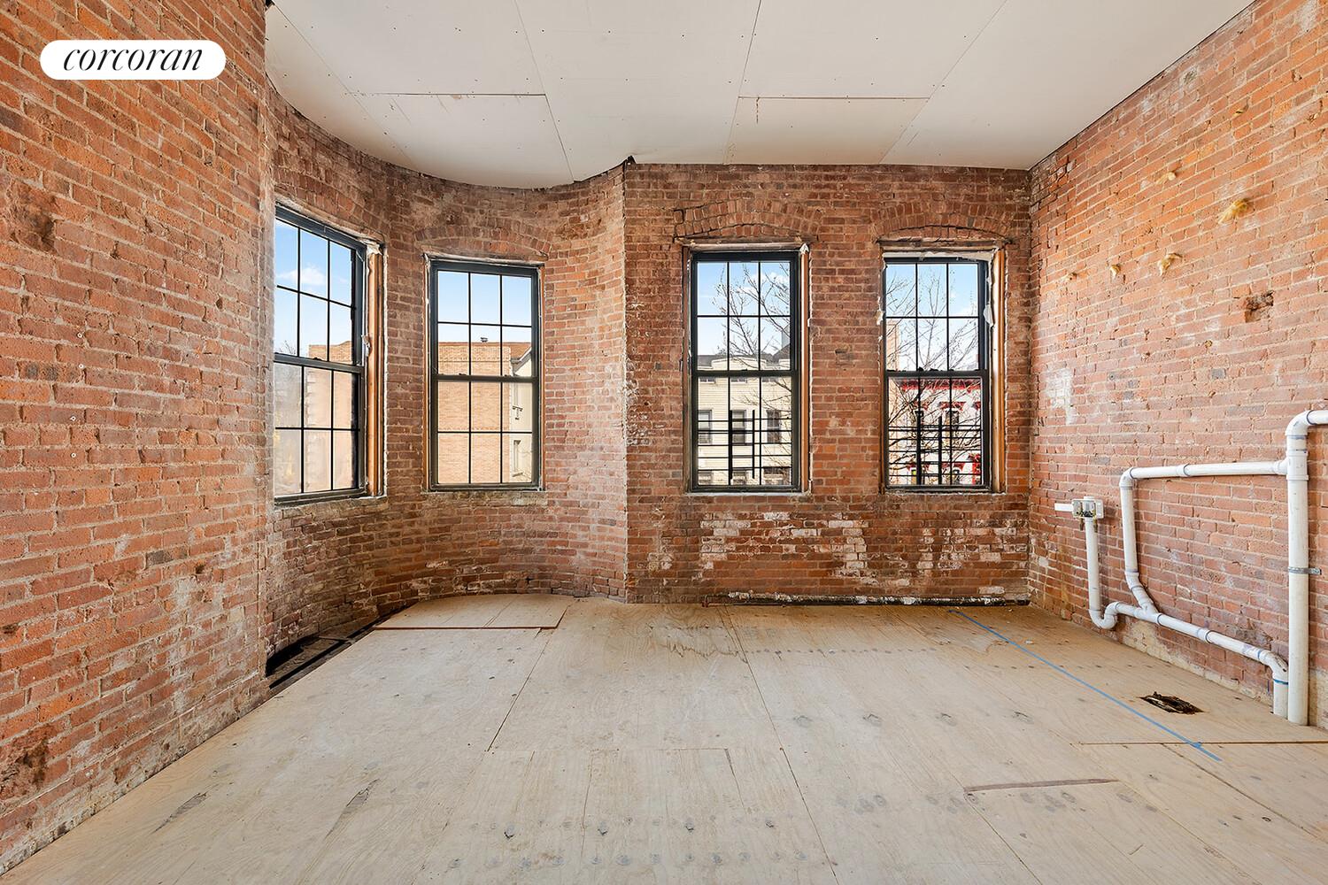 #1 photo, 442 WILLOUGHBY Avenue, ブルックリン区 Bedford-Stuyvesant , NY 11205