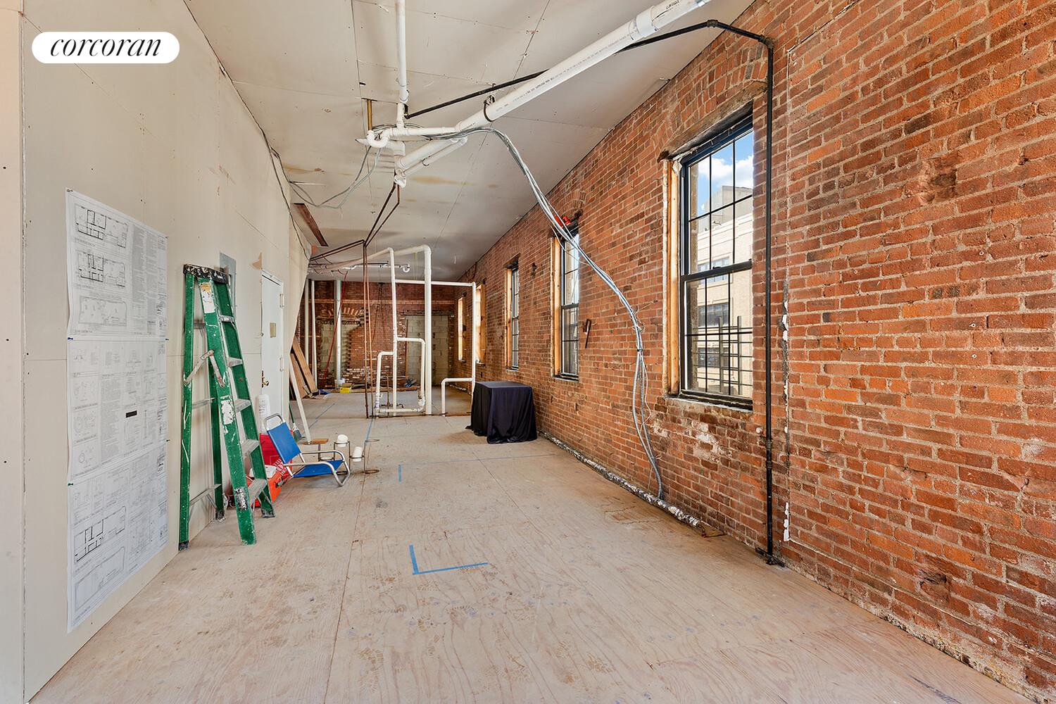 #5 photo, 442 WILLOUGHBY Avenue, ブルックリン区 Bedford-Stuyvesant , NY 11205