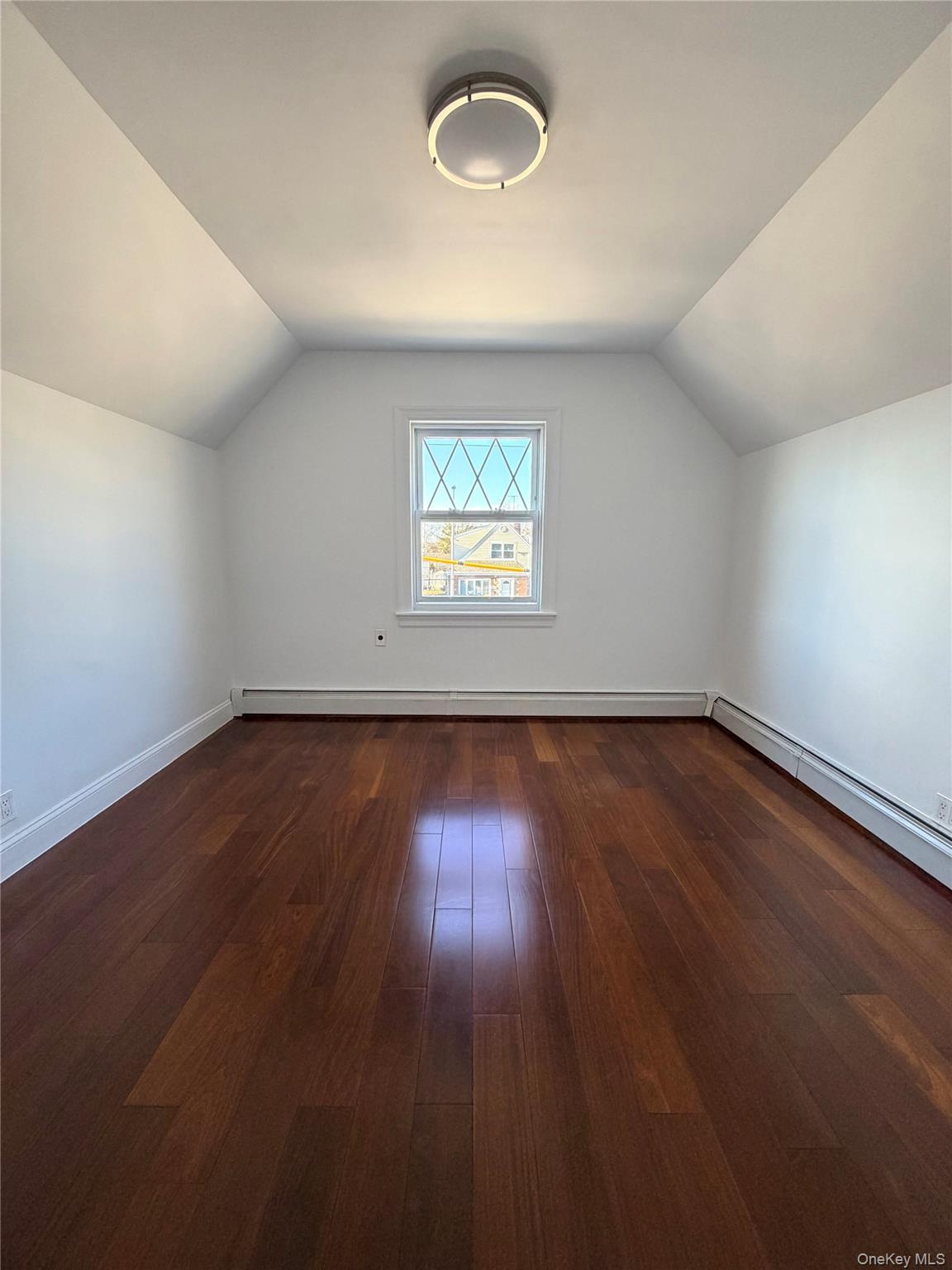 #4 photo, 210-10 56th Avenue, クイーンズ区 Bayside , NY 11364