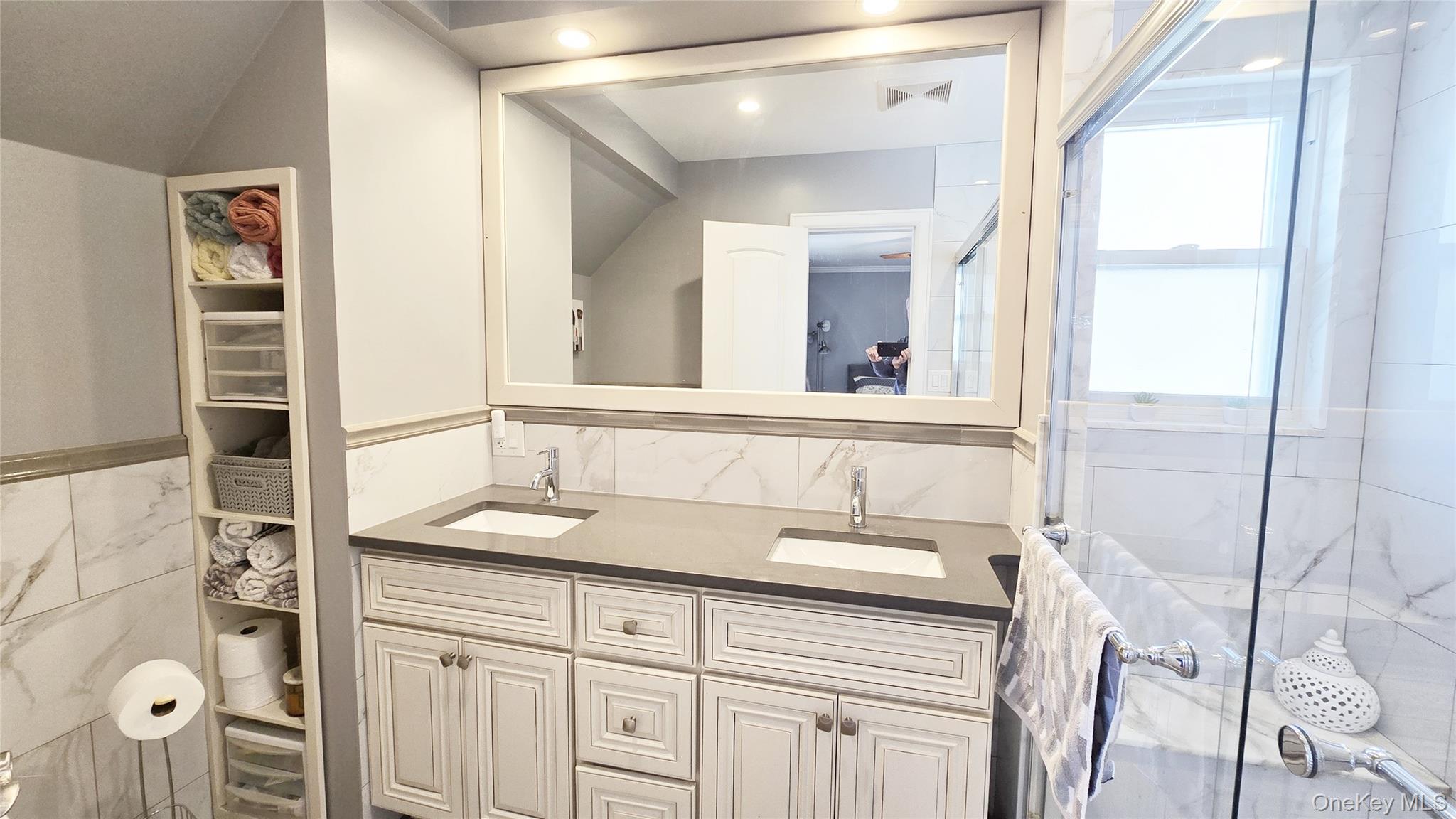 #12 photo, 37-17 221st Street, कुईंस Bayside , NY 11361