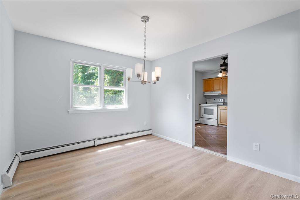 #10 photo, 49 Georgia Street, サフォーク郡 East Northport , NY 11731