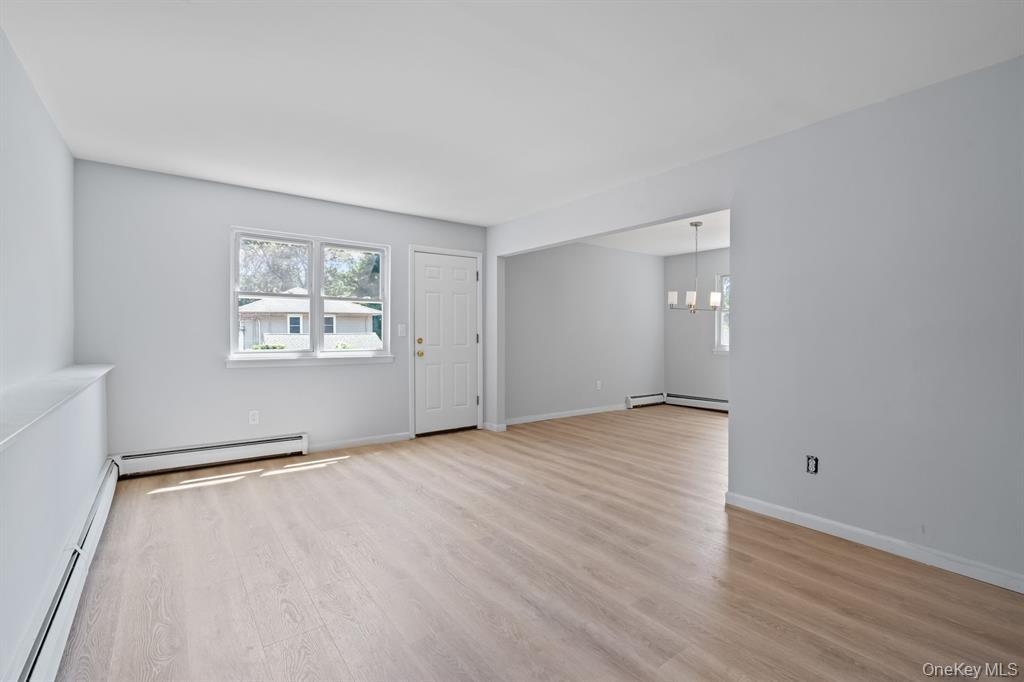 #6 photo, 49 Georgia Street, サフォーク郡 East Northport , NY 11731