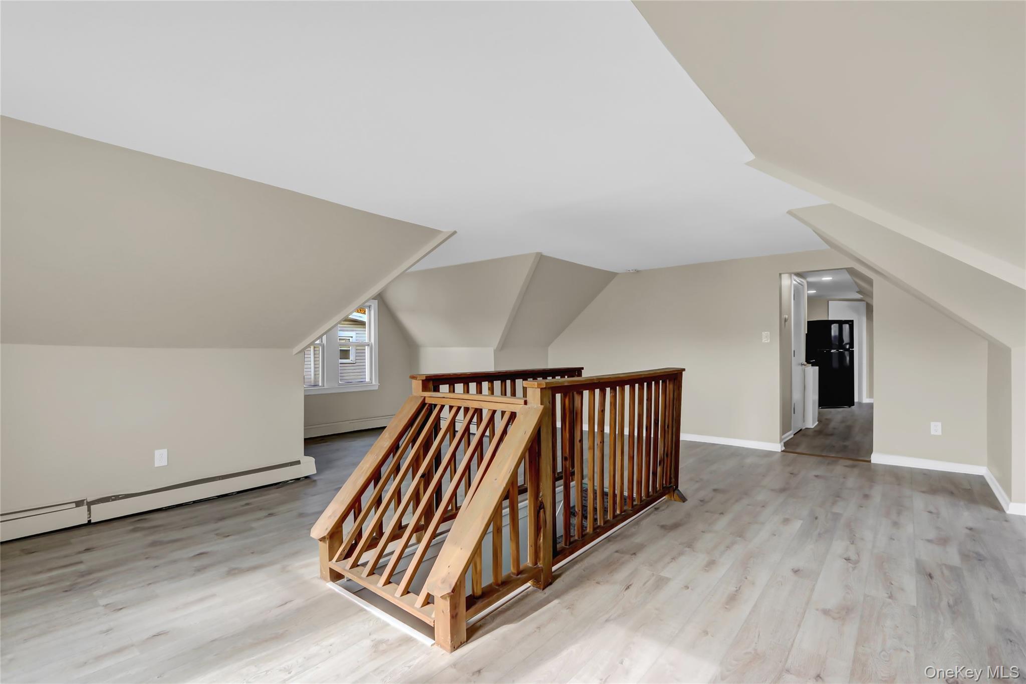 #7 photo, 99 Wall Street, サフォーク郡 Huntington , NY 11743