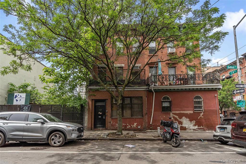 #9 photo, 422 Bedford Avenue, ブルックリン区 Brooklyn , NY 11249