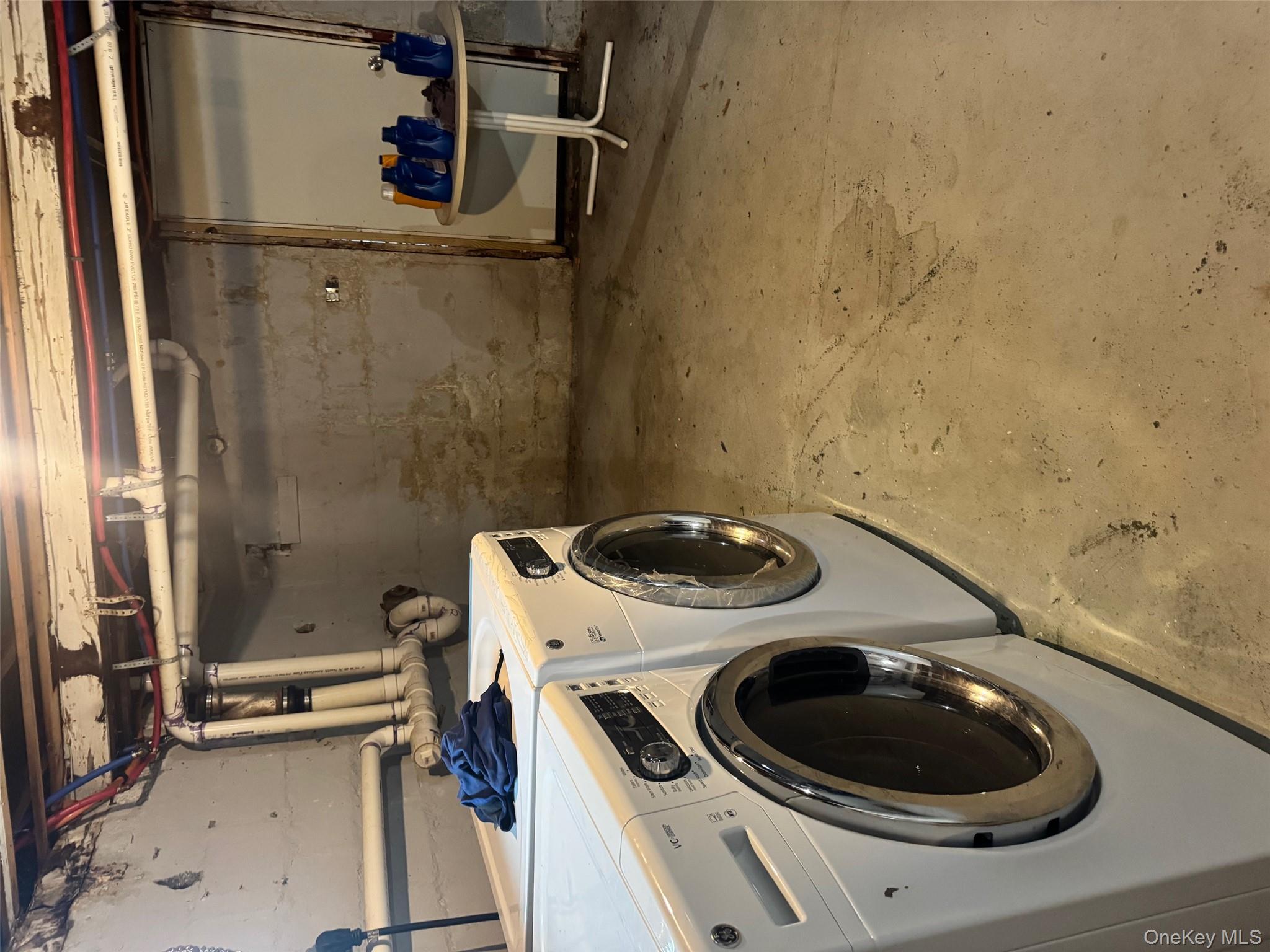 #4 photo, 80 Earl Street, サフォーク郡 Deer Park , NY 11729