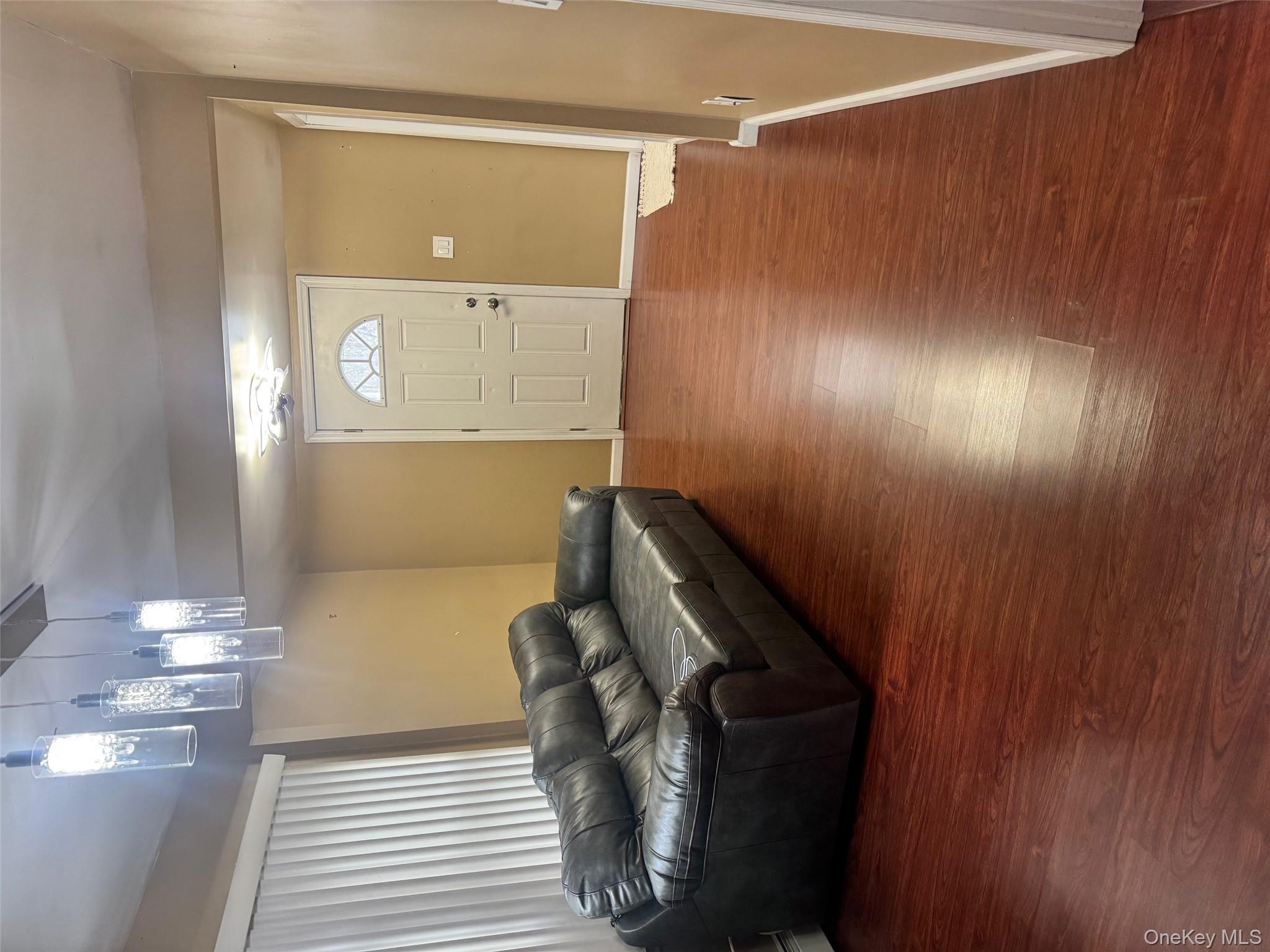 #5 photo, 80 Earl Street, サフォーク郡 Deer Park , NY 11729