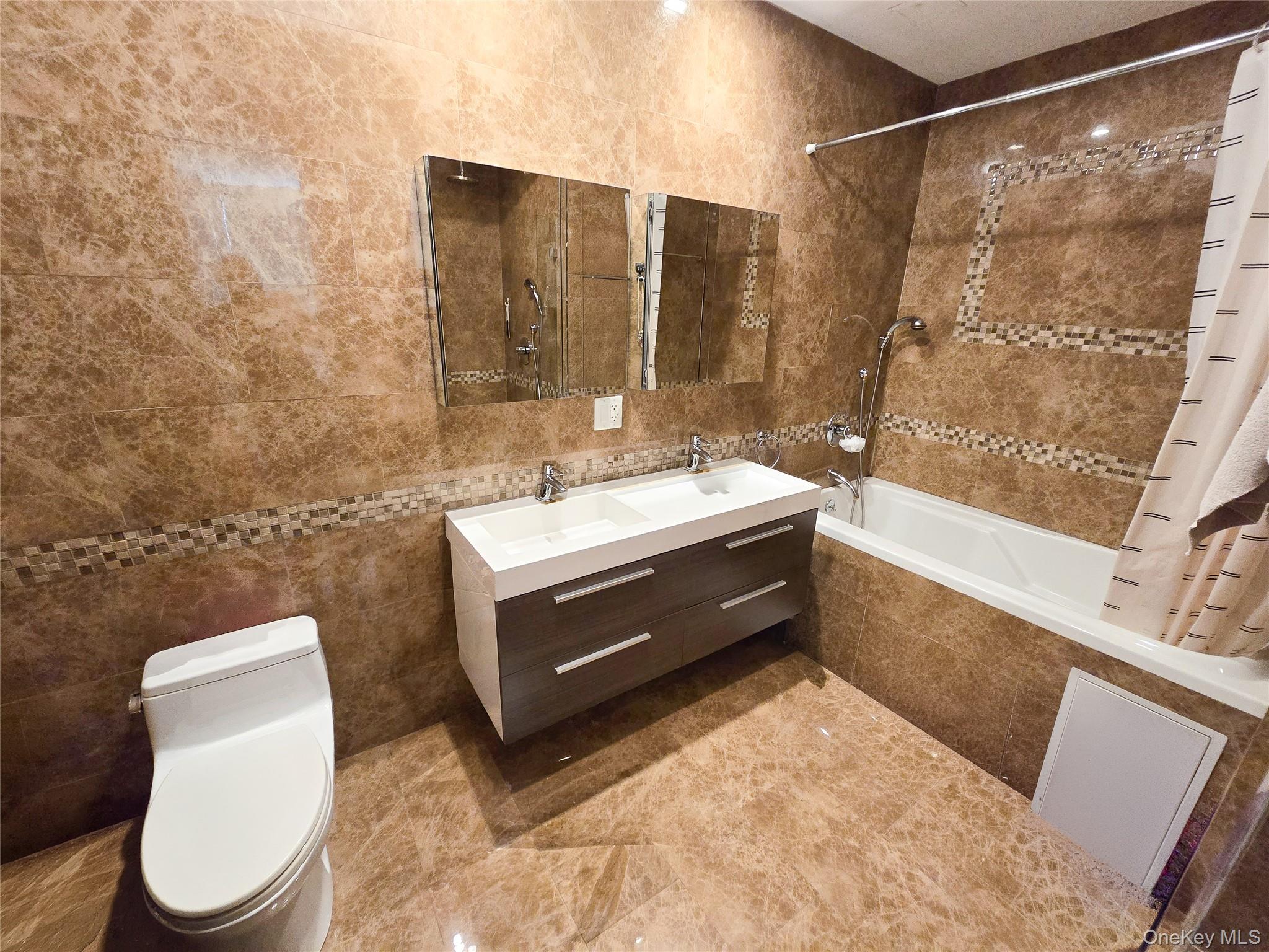 #17 photo, 63-36 99 Sreet, クイーンズ区 Rego Park , NY 11374