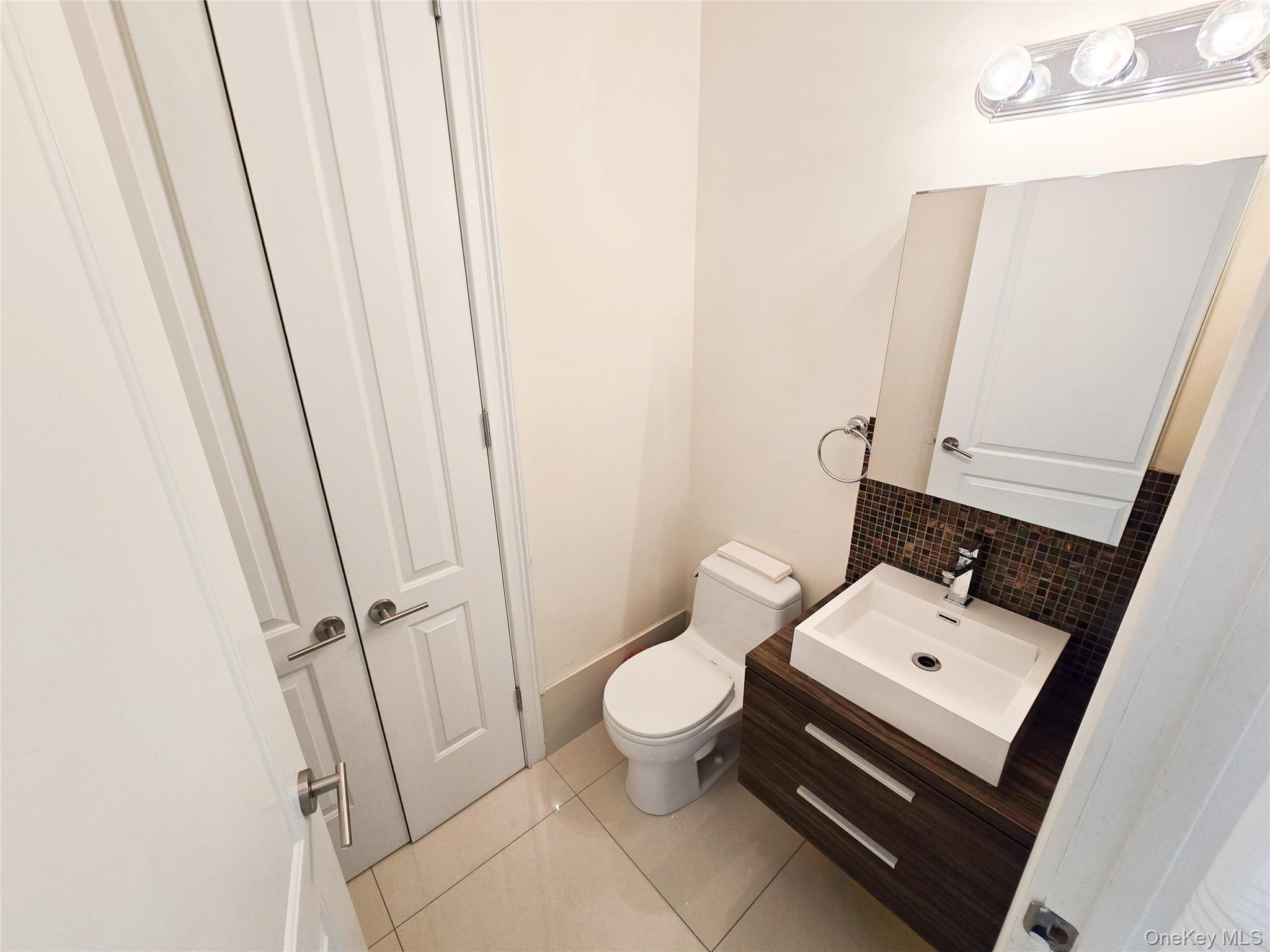 #8 photo, 63-36 99 Sreet, クイーンズ区 Rego Park , NY 11374