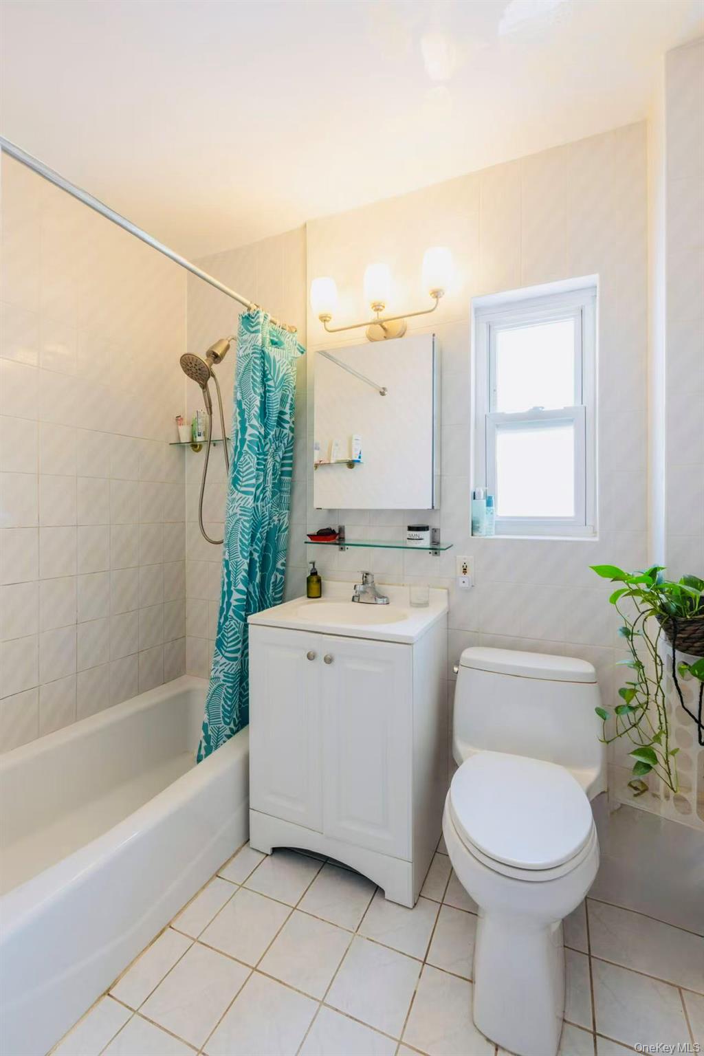 #9 photo, 5312 Clearview Expressway, クイーンズ区 Oakland Gardens , NY 11364