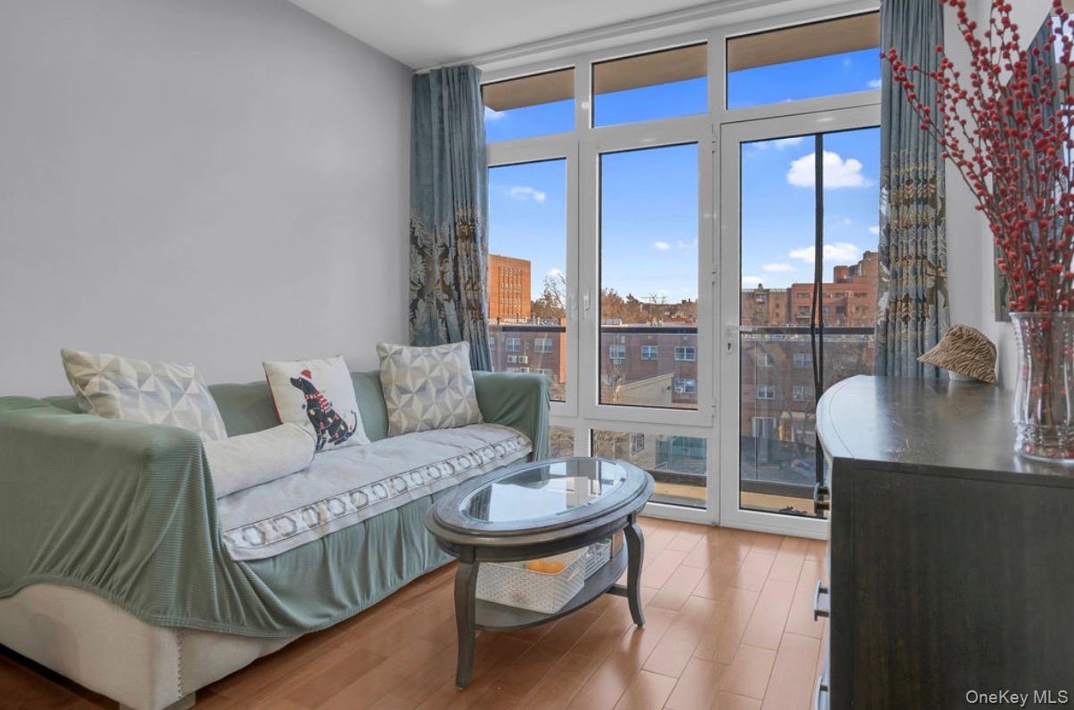 #9 photo, 146-17 Northern Boulevard, クイーンズ区 Flushing , NY 11354