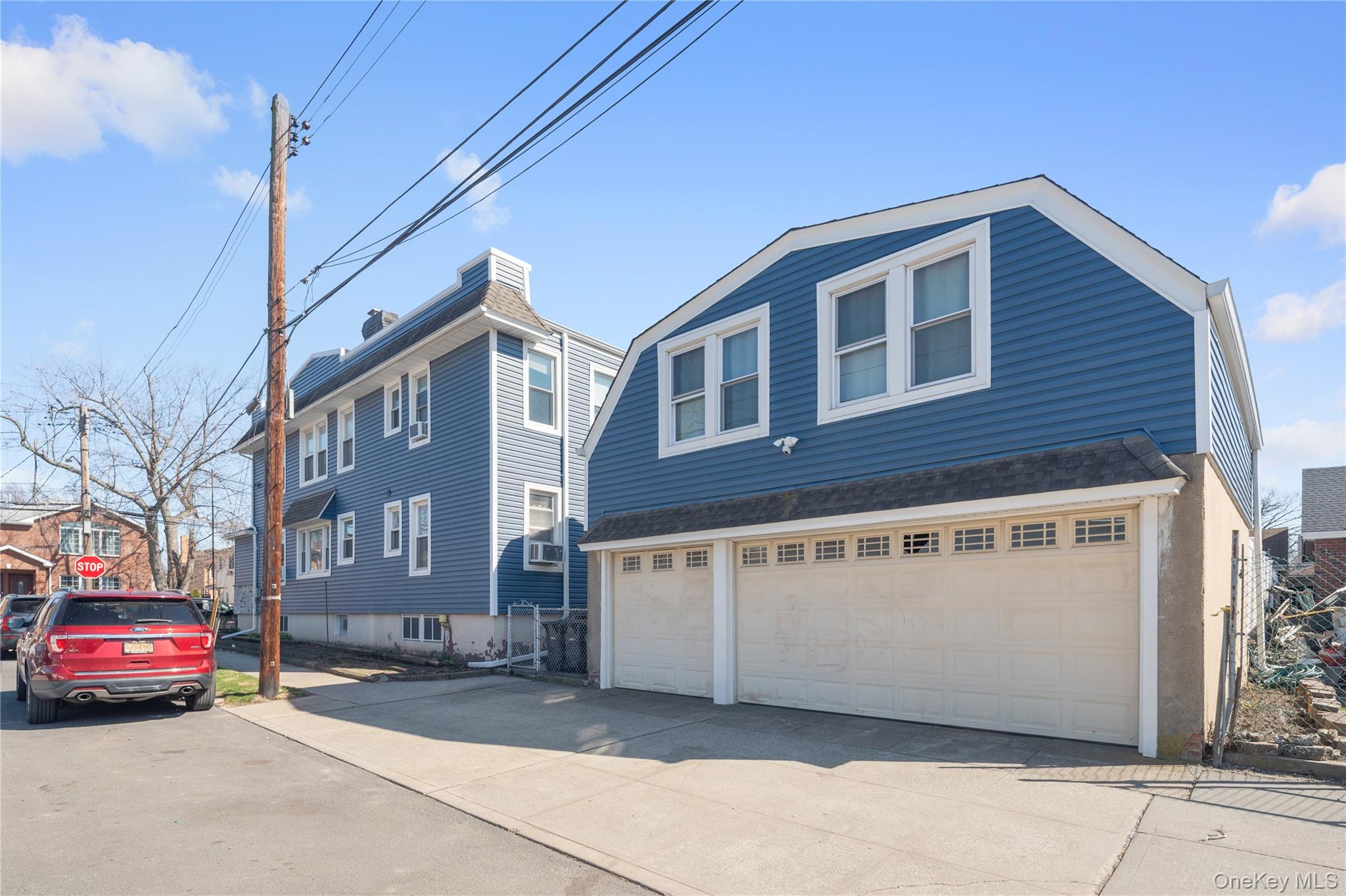 #3 photo, 7526 166th Street, クイーンズ区 Fresh Meadows , NY 11366