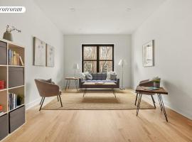 230 PARK Place #6M 房源照片 1