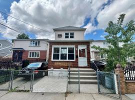 135-24 126th Street 奥松公园 South Ozone Park, NY