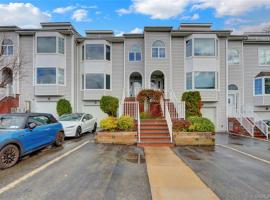 241-70 Oak Park Drive #84B 小颈 Little Neck, NY