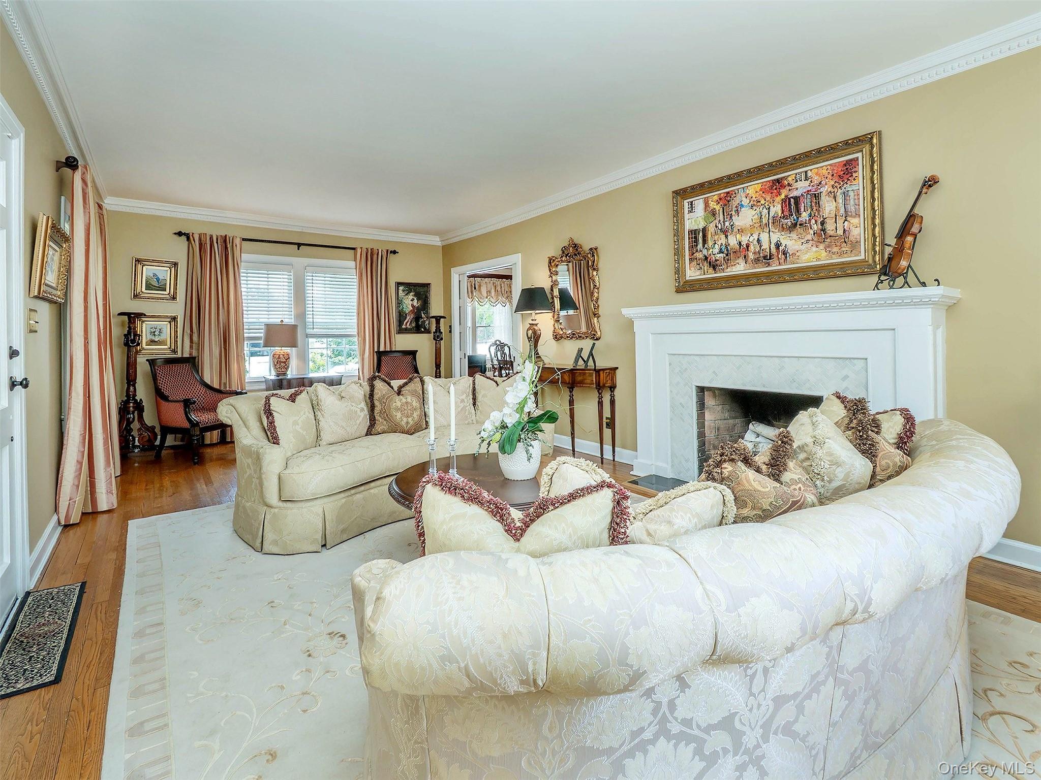 #20 photo, 3 Duke Place, Glen Cove , NY 11542