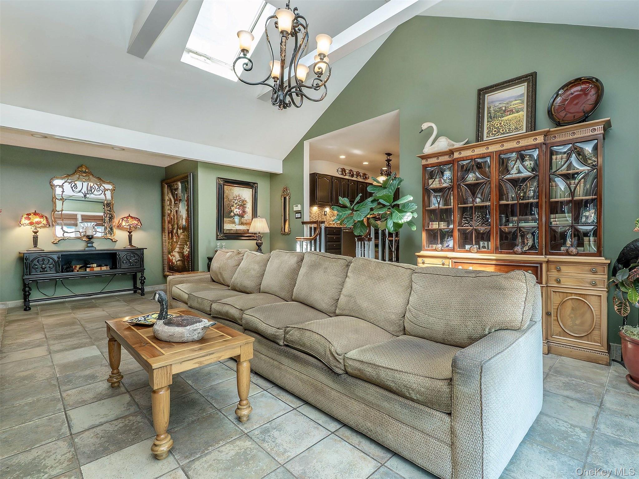 #6 photo, 3 Duke Place, Glen Cove , NY 11542