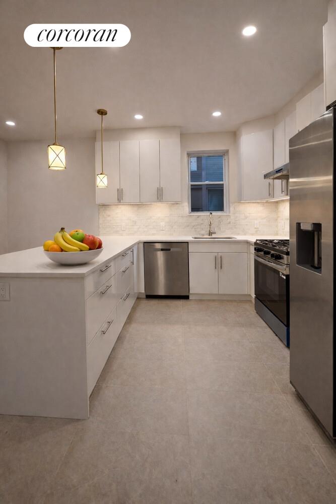 #7 photo, Brooklyn, Midwood , NY 11229