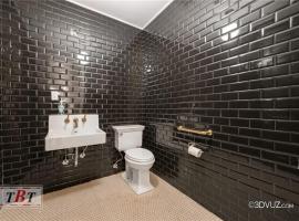 3205 Quentin Road 房源照片 1