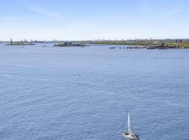 377 RECTOR Place #18F 炮台公园城 Battery Park City, NY