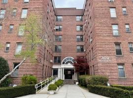 2170 Brigham Street #4H 房源照片 1
