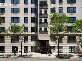 530 PARK Avenue #18C 房源照片 1
