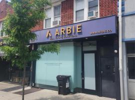 103-11 Metropolitan Avenue 森林小丘 Forest Hills, NY