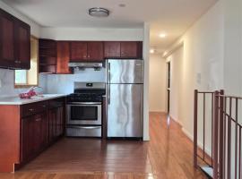 22003 64th Avenue 贝塞 Bayside, NY