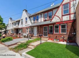 67139 Burns Street 森林小丘 Forest Hills, NY