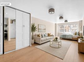370 E 76TH Street #C204 房源照片 1