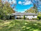 24 Hemlock Drive 大颈 Great Neck, NY