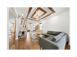 916 CLARENCE Avenue 布朗士 Throgs Neck, NY