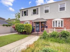 164-38 76th Road 新鲜草原 Fresh Meadows, NY