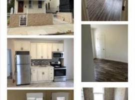 2043 Bathgate Avenue 房源照片 1