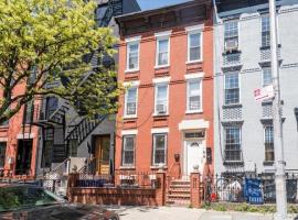 1055 Jefferson Avenue 房源照片 1