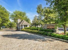 38 Lakebridge Drive 东长岛 Kings Park, NY