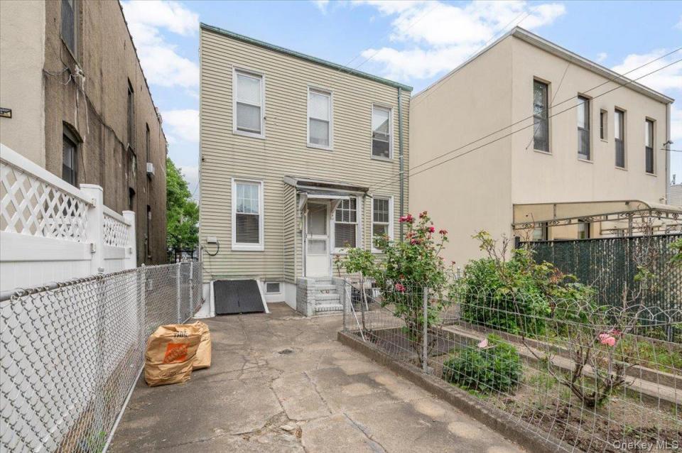 #19 photo, 1622 Norman Street, Ridgewood , NY 11385