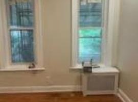 2304 Strauss Street #3 房源照片 1