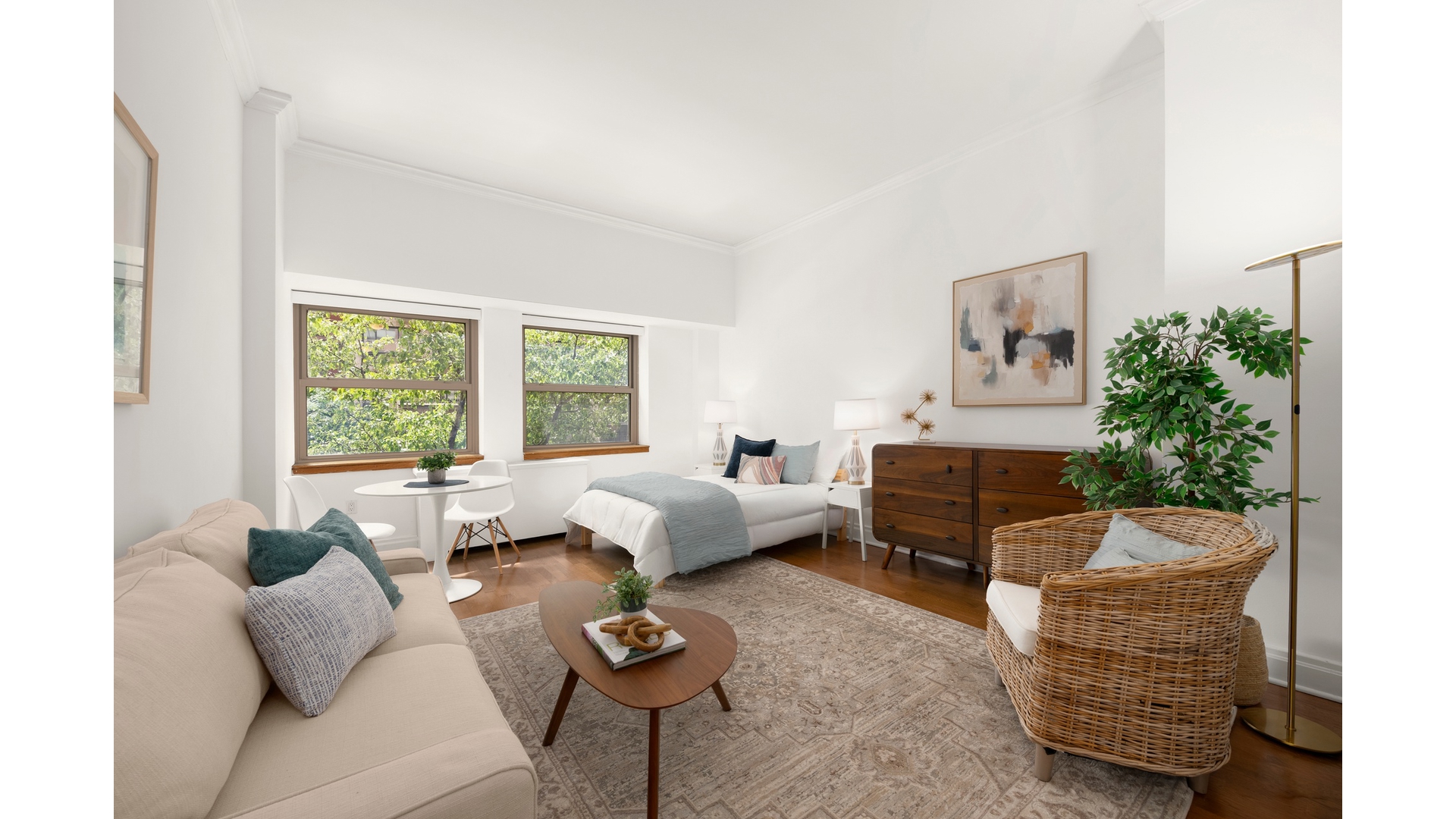 #1 photo, 350 E 82ND Street, Yorkville , NY 10028