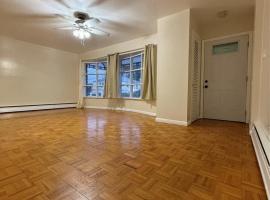 15 Meriam Street ##A (First 长岛 Hempstead, NY