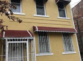 736 E 221st Street 房源照片 1
