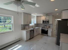 146 Moriches Middle Island Road 房源照片 1