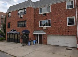 201-22 43rd Avenue 贝塞 Bayside, NY
