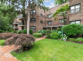 35 Knightsbridge Road #2-B 大颈 Great Neck, NY