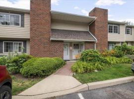 190 Lake Pointe Circle #190 房源照片 1