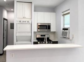 7305 Metropolitan Avenue 房源照片 1