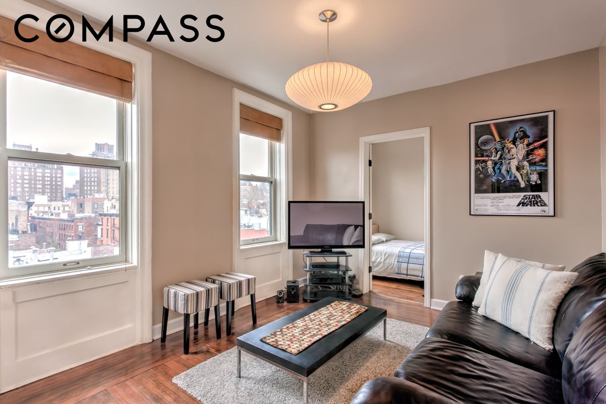 #1 photo, 92 Perry Street, Манхэттен ‖ West Village , NY 10014