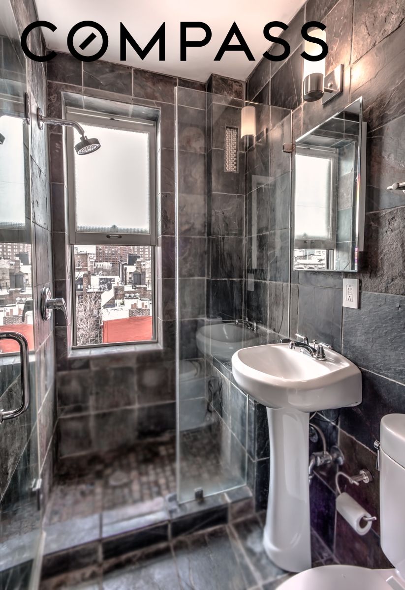 #4 photo, 92 Perry Street, Манхэттен ‖ West Village , NY 10014